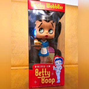 Betty Boop Drive-In Wacky Wobbler